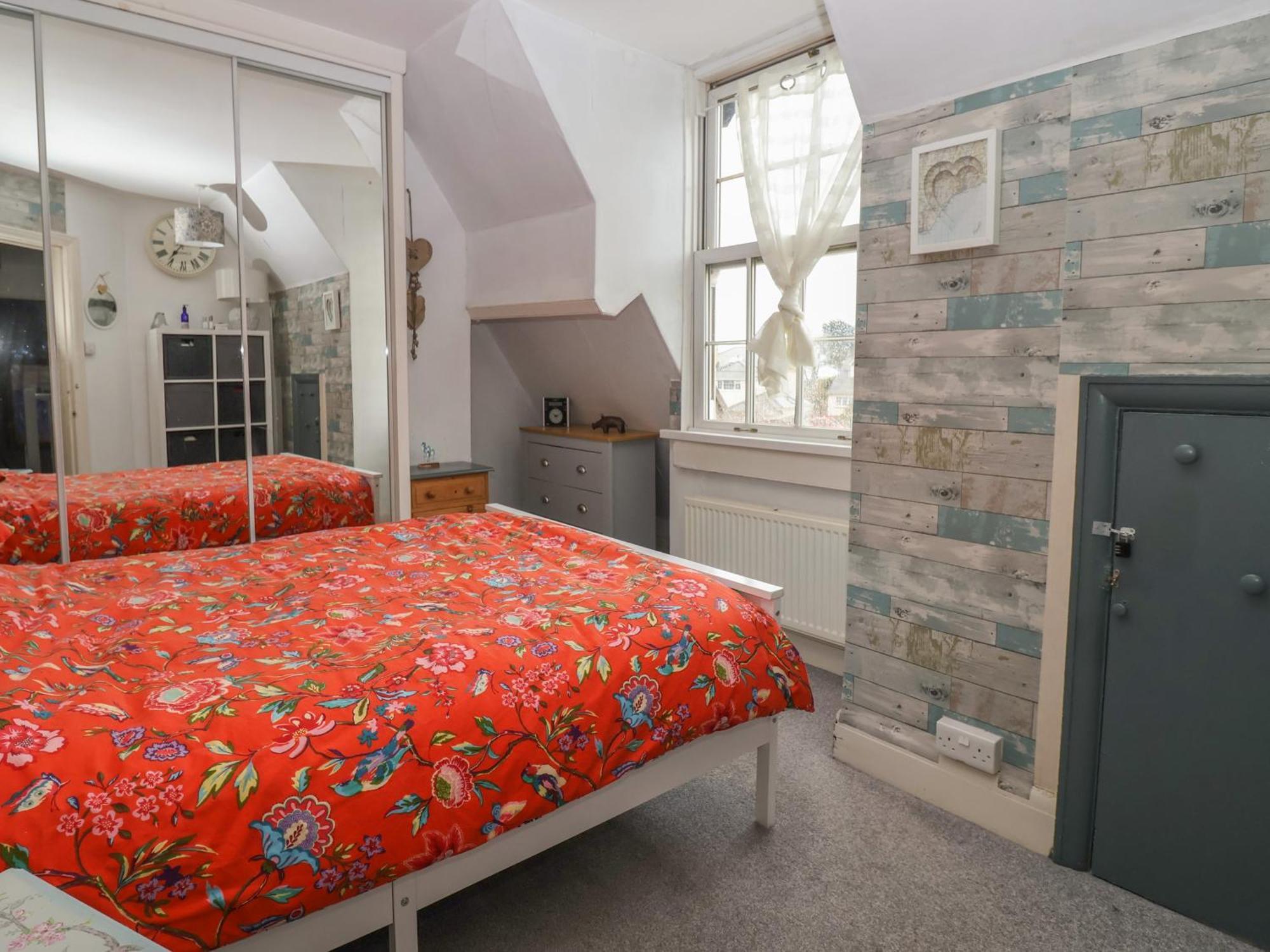 Apartment Stone's Throw *